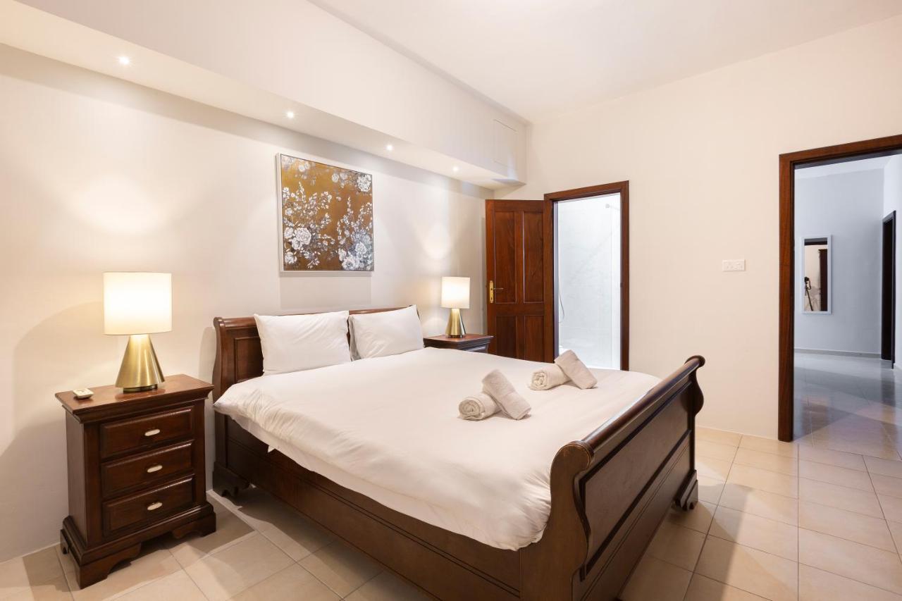 Sliema Central Apartment Just Minutes From The Beach By Jl Екстер'єр фото