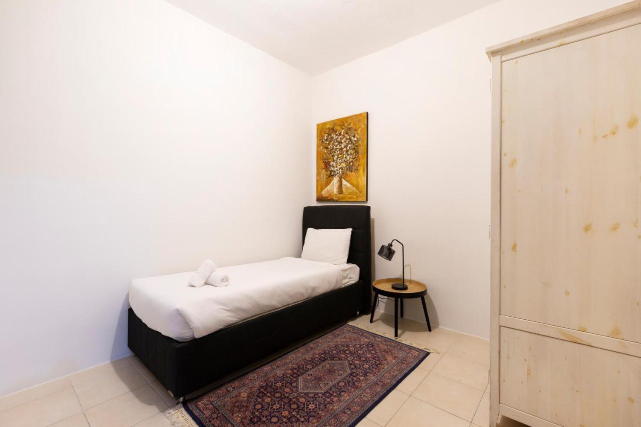 Sliema Central Apartment Just Minutes From The Beach By Jl Екстер'єр фото